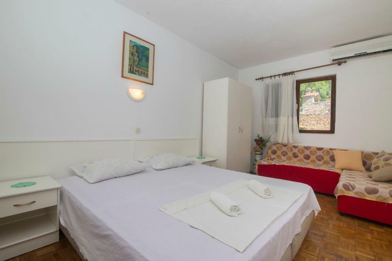 Apartments Tonin Ivan Dolac Extérieur photo