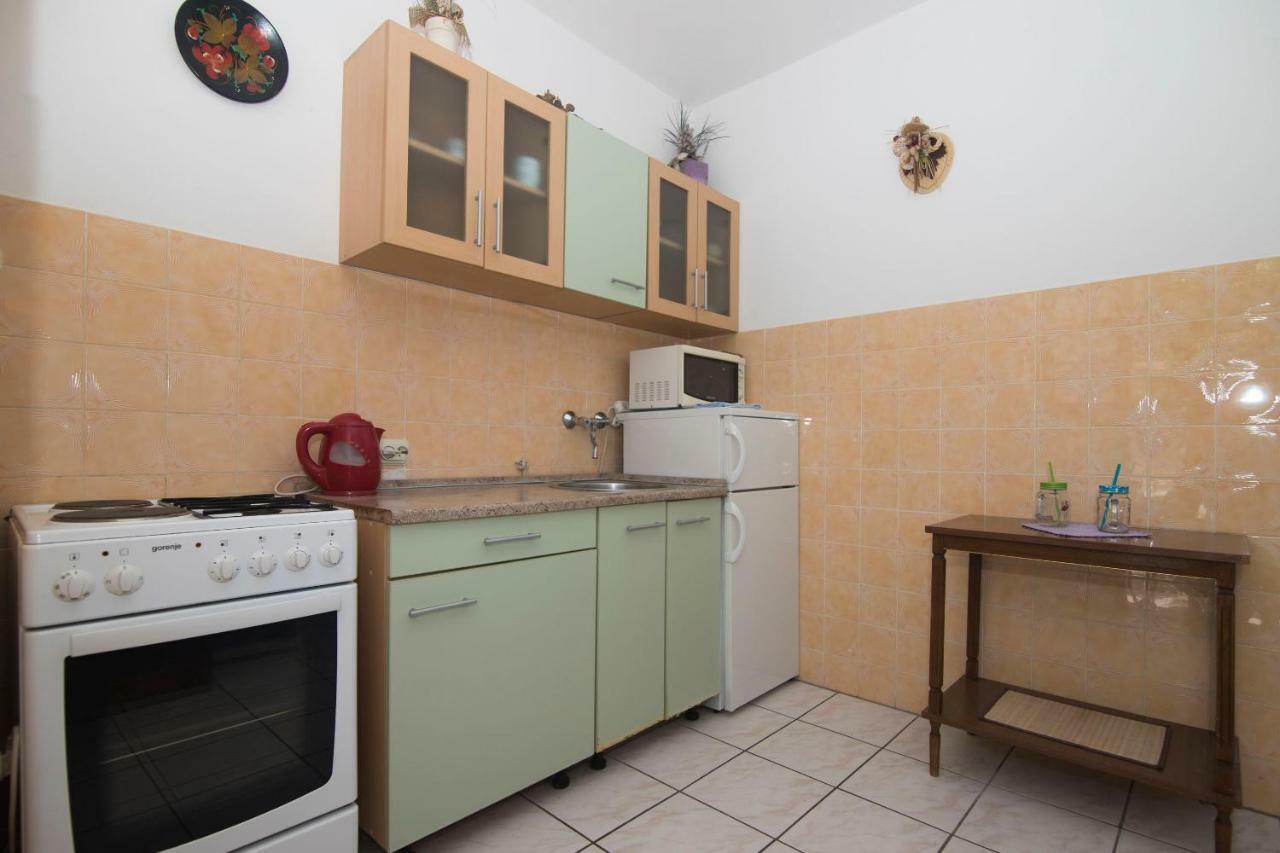 Apartments Tonin Ivan Dolac Extérieur photo